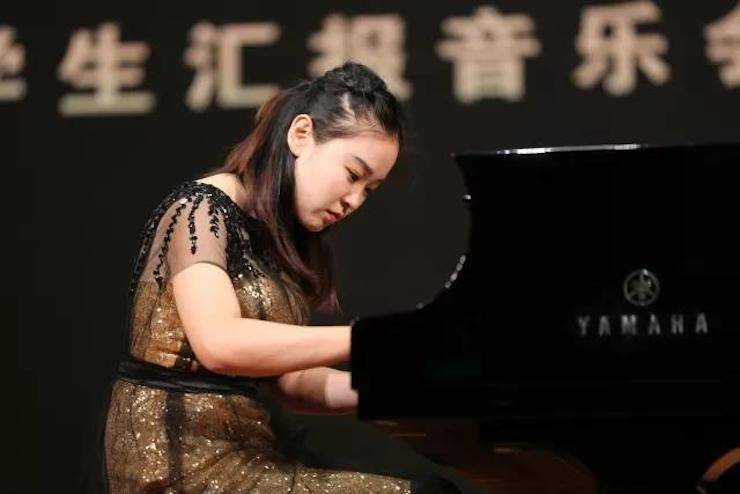 奏响青春旋律，添彩艺术人生|2017QG刮刮乐亚洲音乐奖学金综合师范类院系全国汇报音乐会（第一。┰猜淠